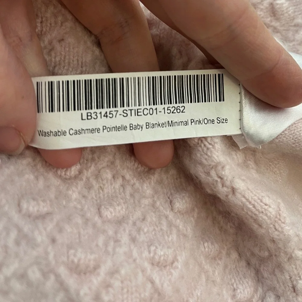 QUINCE Mongolian Cashmere Pointelle Baby Blanket in Minimal Pink